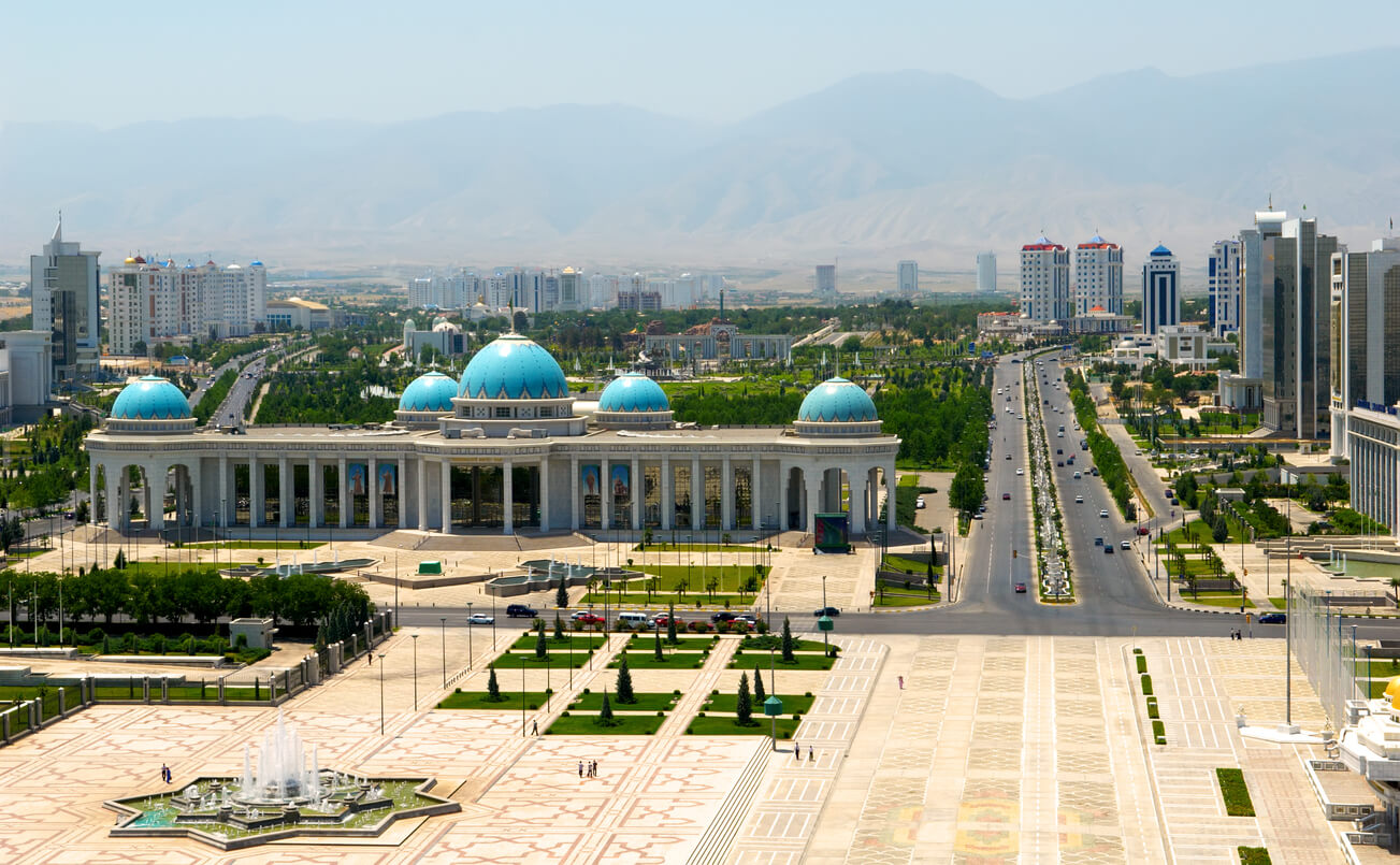 Asjabad : Le palais du Président. Achgabat Asjabad : Le palais du Président. Achgabat