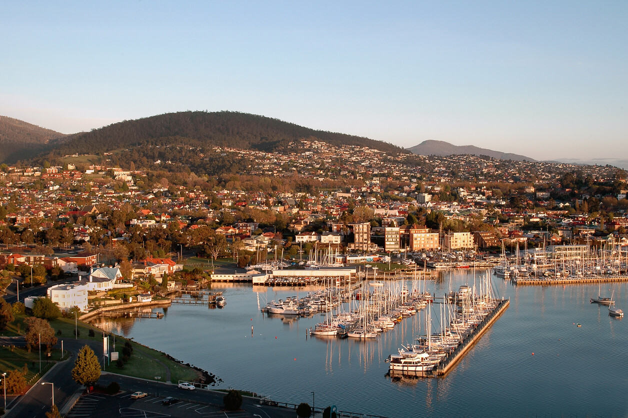Hobart : Hobart :