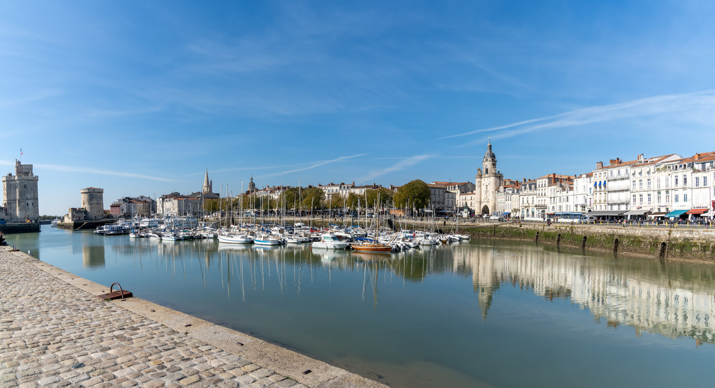 La Rochelle : Vue panoramique sur le port et le centre-ville de La Rochelle