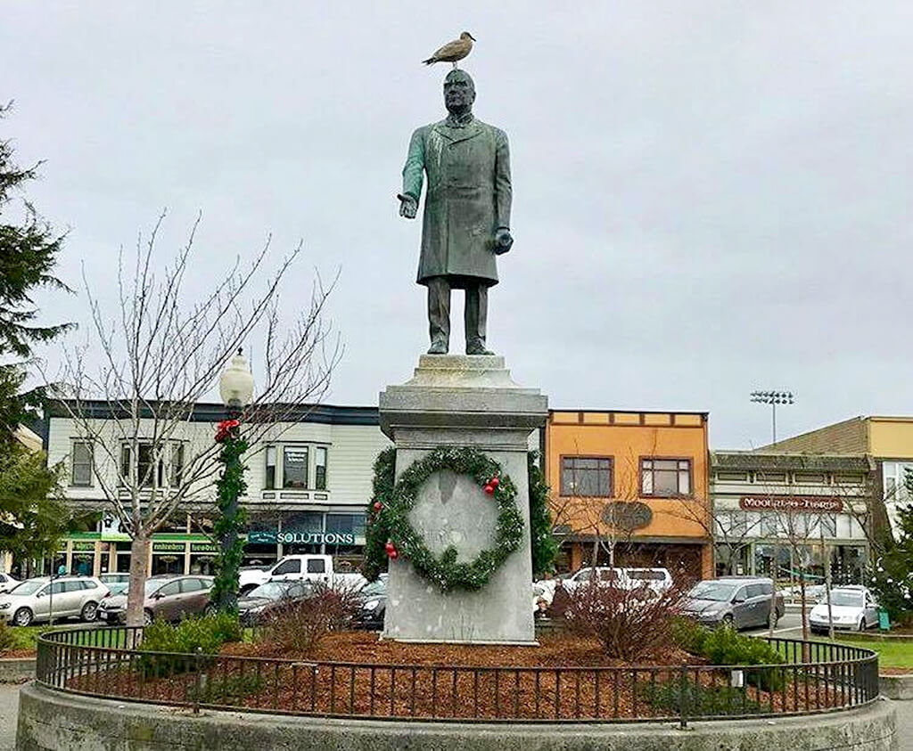 McKinleyville : McKinleyville :