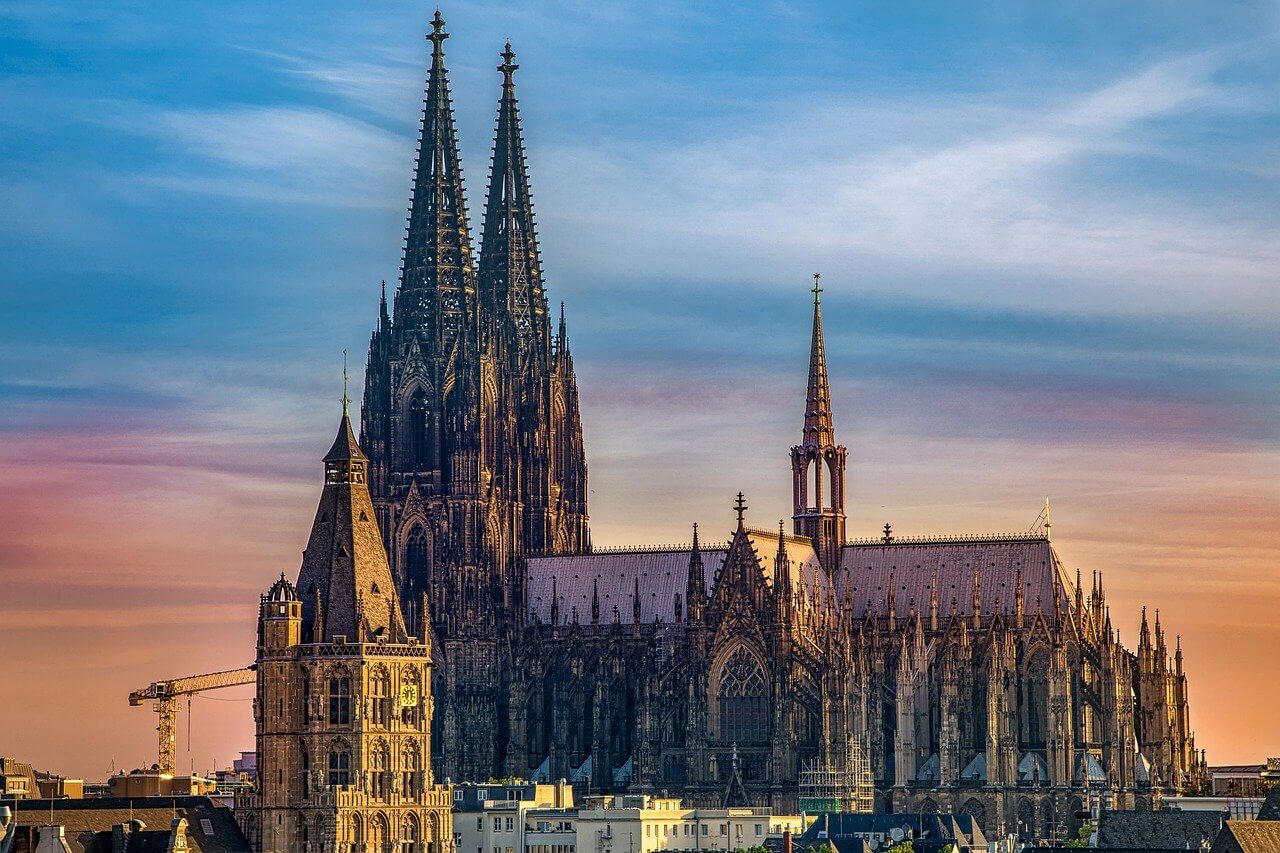 Colonia : Cologne